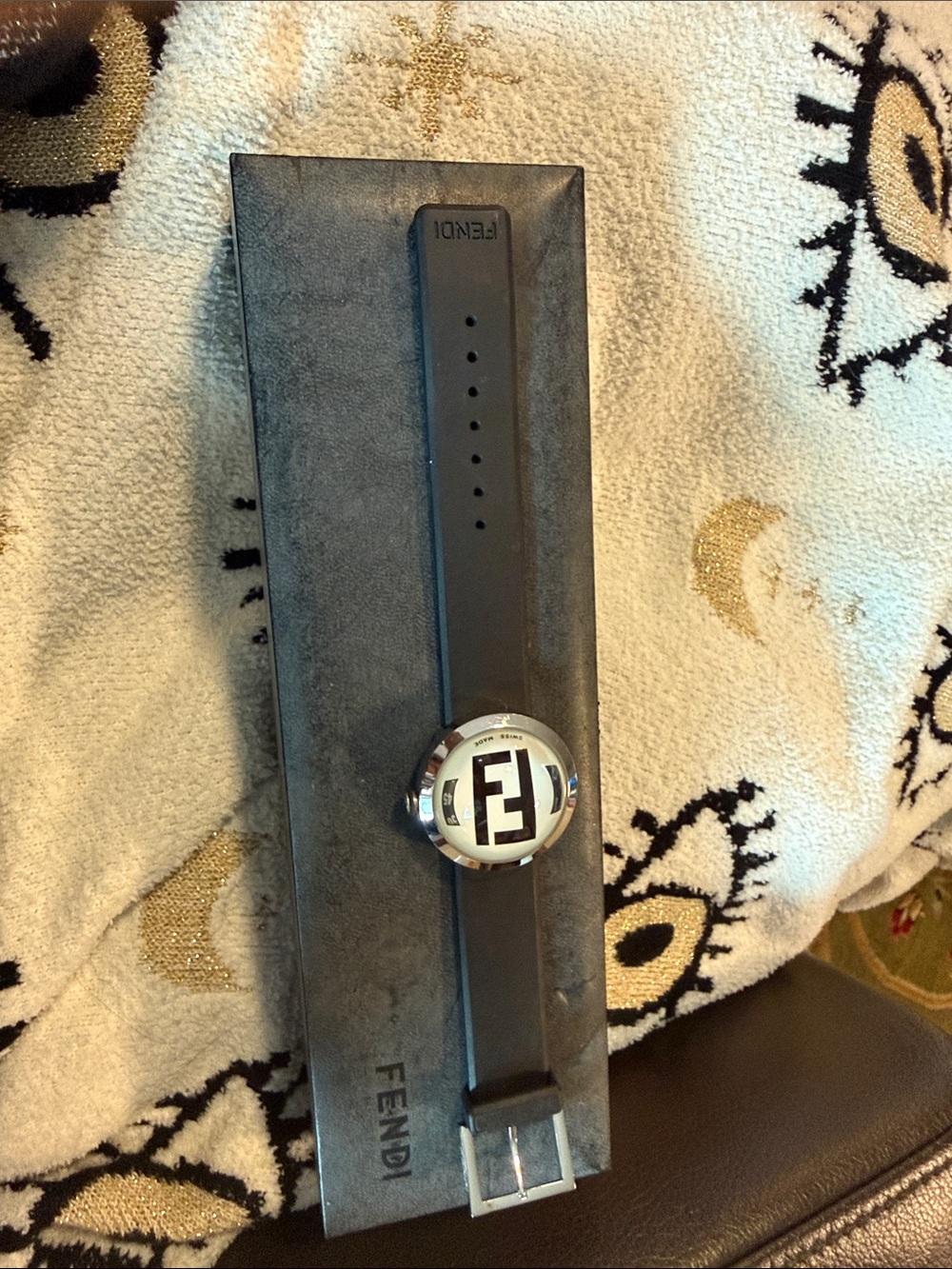 Fendi Black Silicone Strap Smartwatch with Silver Logo Dial